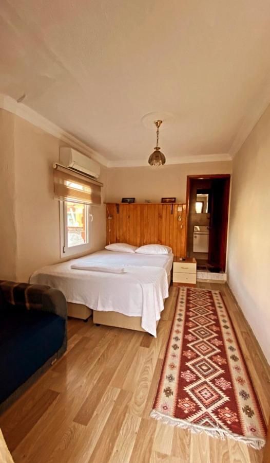 Pergamon Pension Бергама Екстериор снимка
